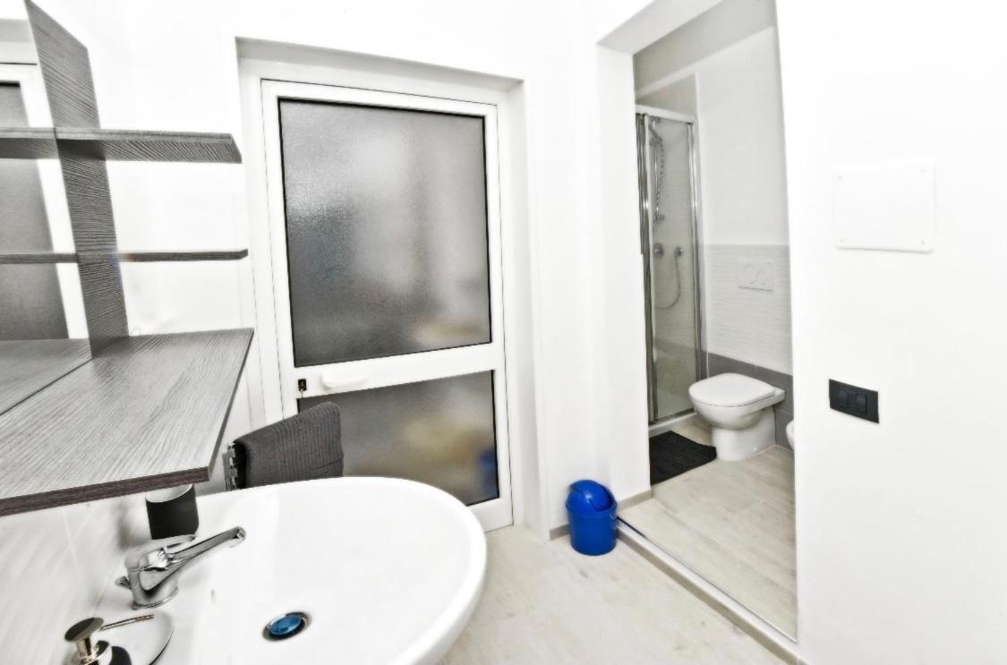 Borgo 98 Guest House Matrimoniale Con Bagno Privato Livorno Exterior photo